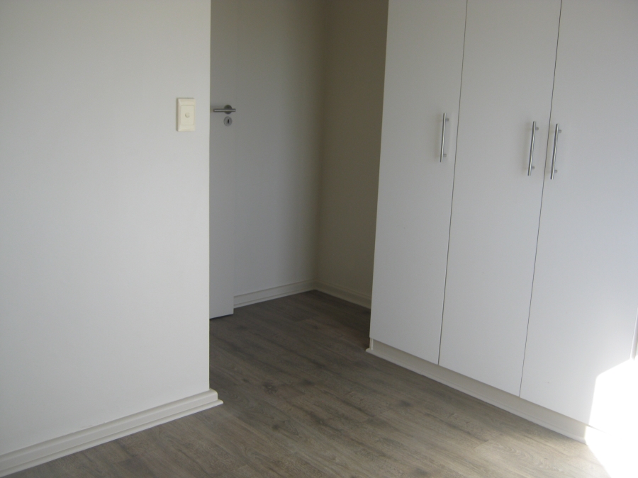 To Let 3 Bedroom Property for Rent in Strand Central Western Cape